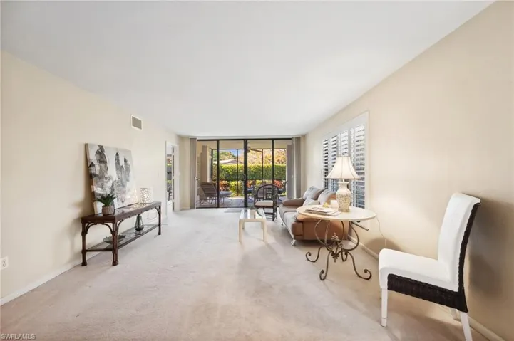 3101  Riviera  DR, Naples, FL 34103