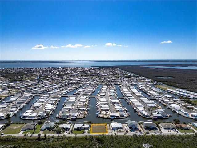 3881 Galt Island AVE, ST. JAMES CITY FL 33956