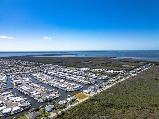 3881 Galt Island AVE, ST. JAMES CITY FL 33956