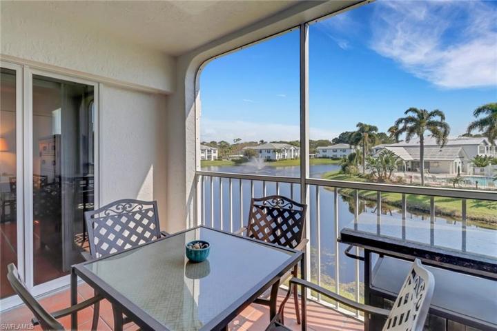 850  Tanbark  DR, Naples, FL 34108