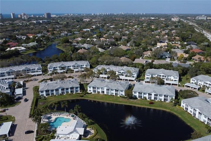 850  Tanbark  DR, Naples, FL 34108