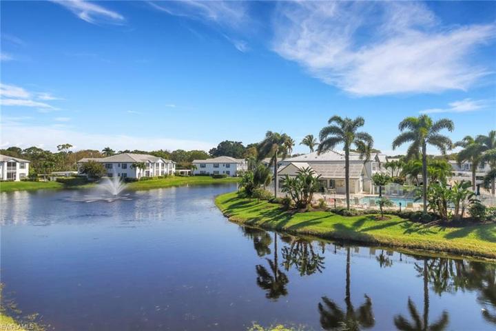 850  Tanbark  DR, Naples, FL 34108