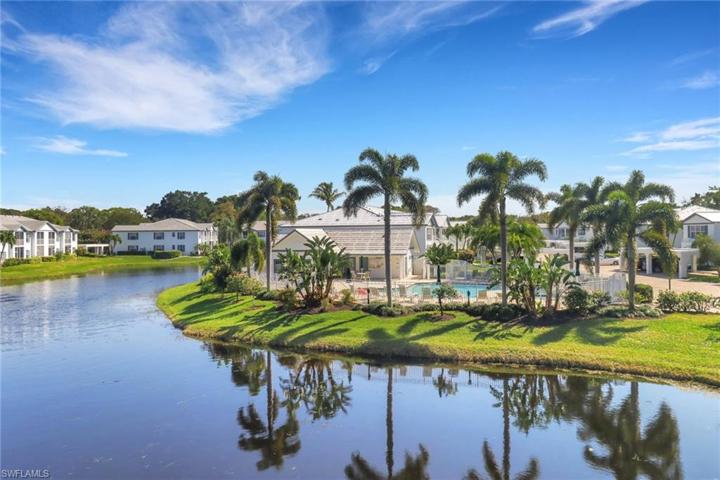 850  Tanbark  DR, Naples, FL 34108