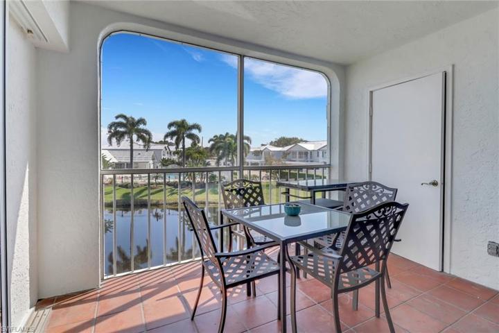 850  Tanbark  DR, Naples, FL 34108