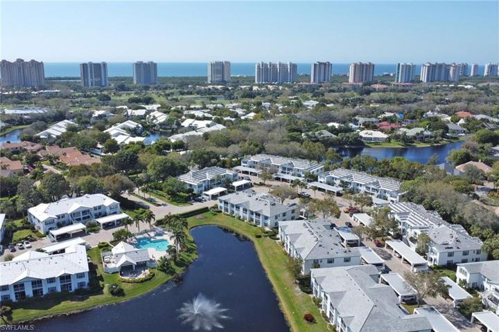 850  Tanbark  DR, Naples, FL 34108