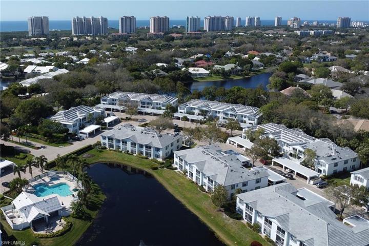 850  Tanbark  DR, Naples, FL 34108