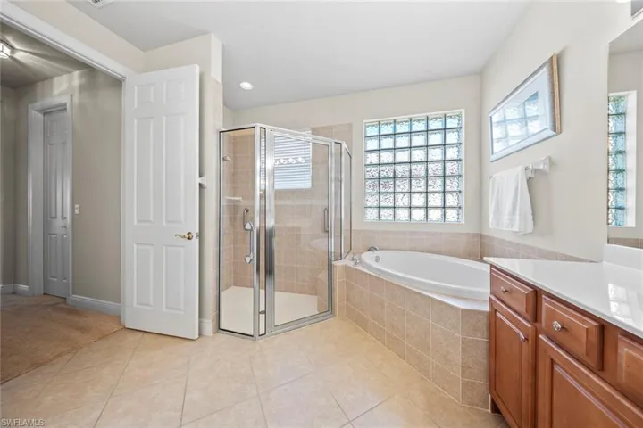 Primary ensuite bath