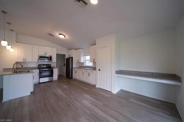 1502  Scholar  CT, Lehigh Acres, FL 33971