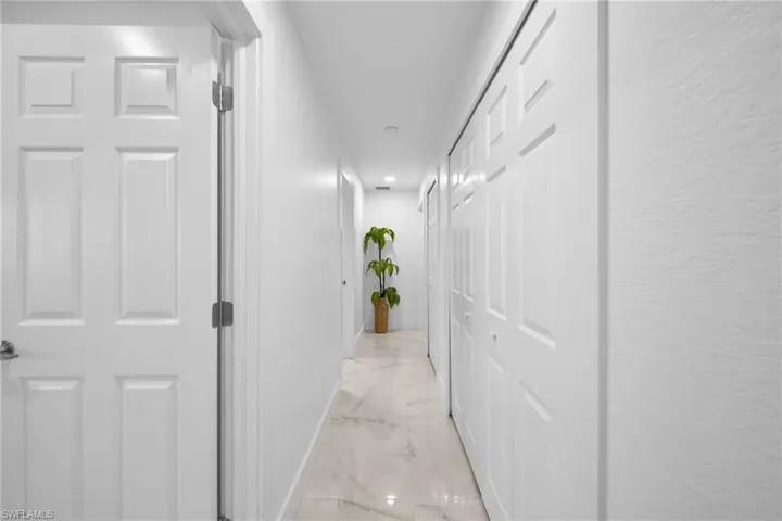 512 Nw 24th Ave, Cape Coral, Florida 33993