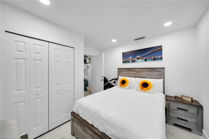 512 Nw 24th Ave, Cape Coral, Florida 33993