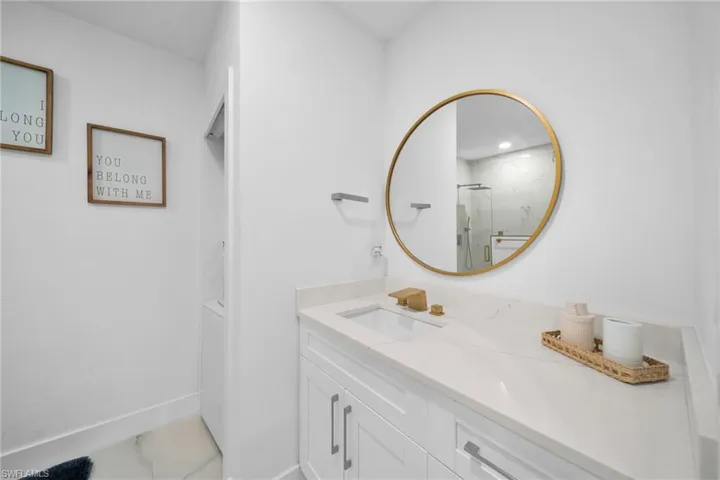 512 Nw 24th Ave, Cape Coral, Florida 33993