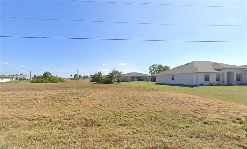 119 NW 25th AVE, CAPE CORAL FL 33993
