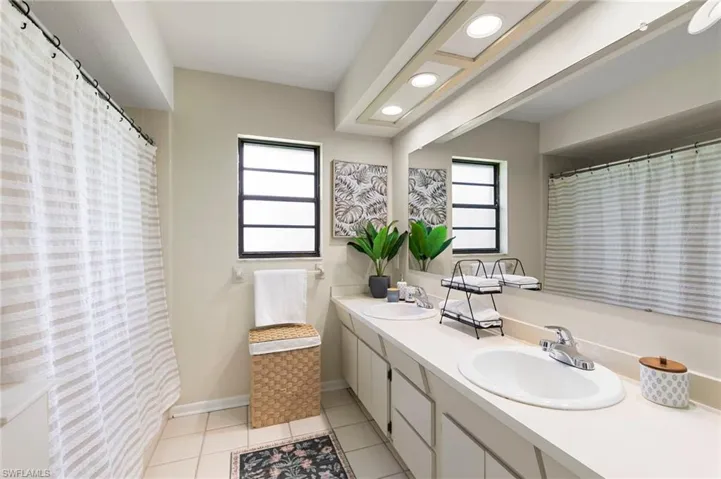 159  Coral Vine  DR, Naples, FL 34110