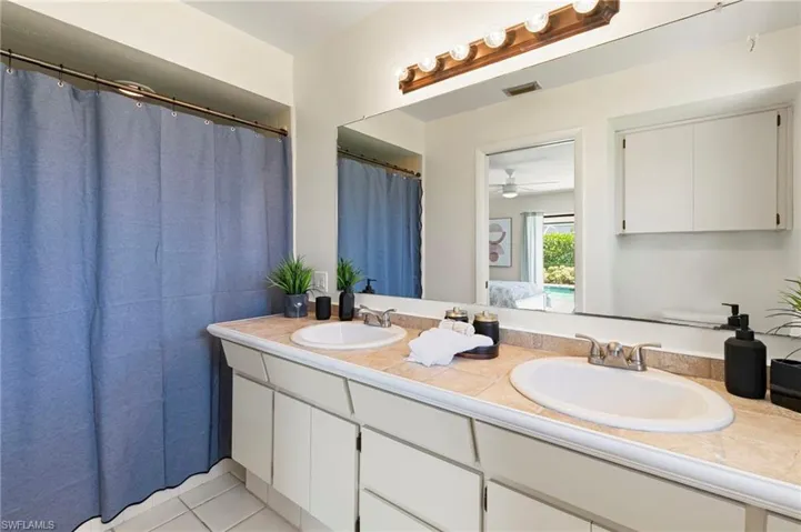 159  Coral Vine  DR, Naples, FL 34110