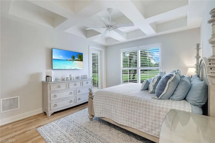 588 Avellino Isles Cir 20101, Naples, Florida 34119