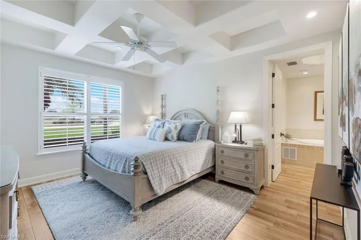 588 Avellino Isles Cir 20101, Naples, Florida 34119