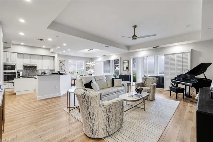 588 Avellino Isles Cir 20101, Naples, Florida 34119