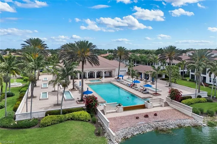 588 Avellino Isles Cir 20101, Naples, Florida 34119