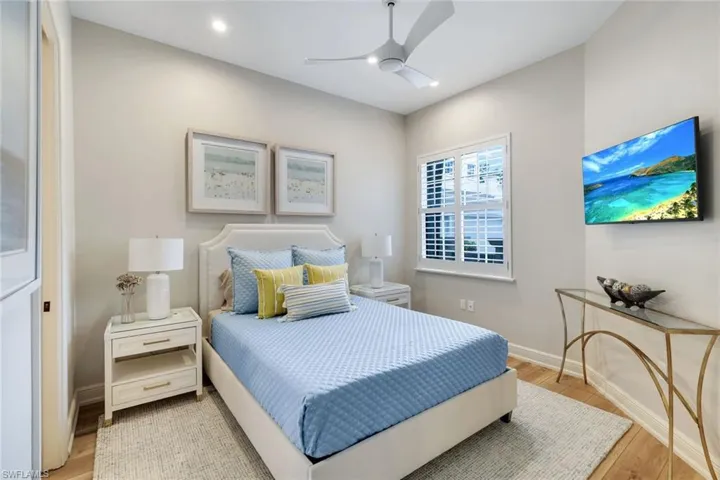 588 Avellino Isles Cir 20101, Naples, Florida 34119