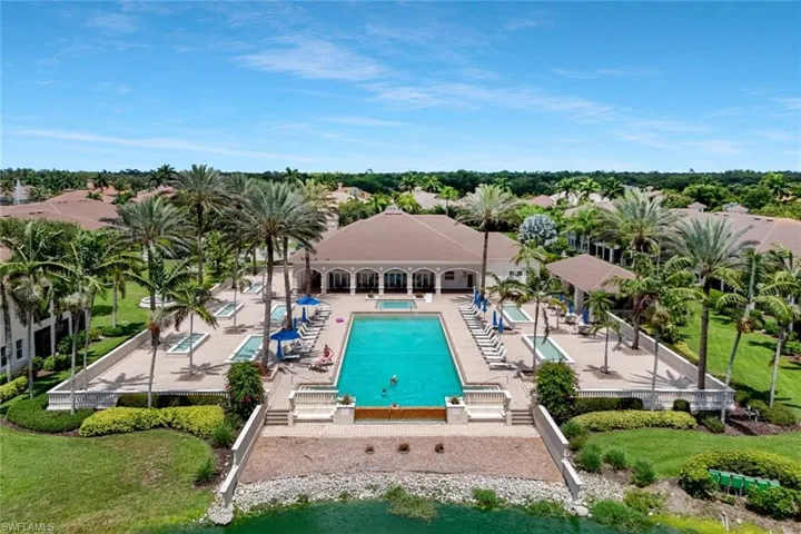 588 Avellino Isles Cir 20101, Naples, Florida 34119