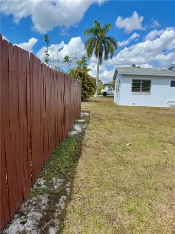 side yard