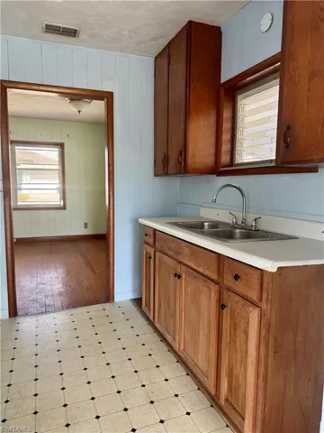 no appliance - needs remodel