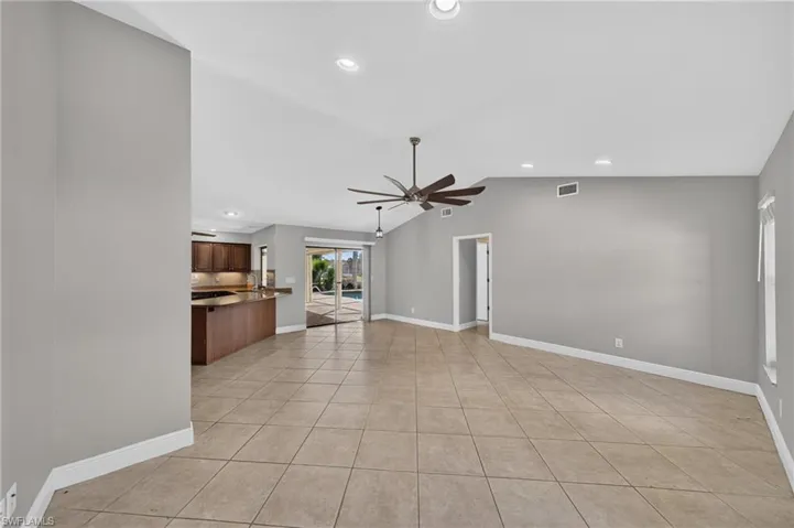 2522 Se 24th Ave, Cape Coral, Florida 33904