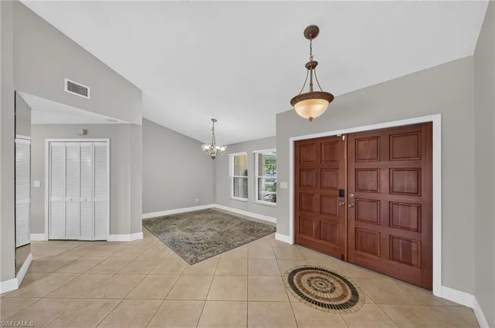 2522 Se 24th Ave, Cape Coral, Florida 33904