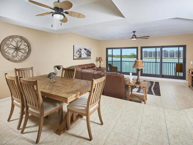 531  La Peninsula  BLVD, Naples, FL 34113
