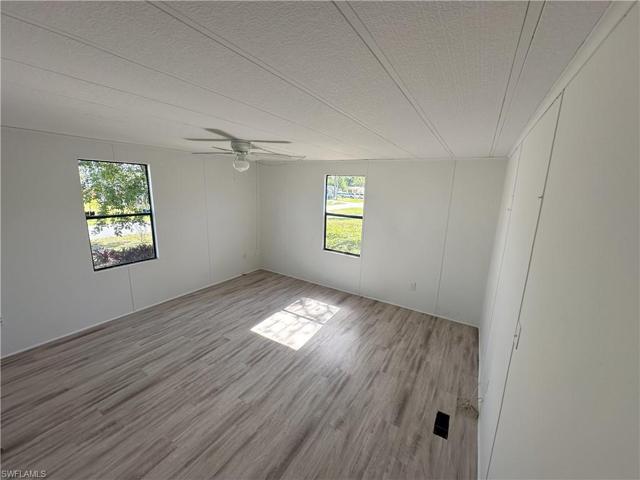7606  Peyraud  DR, North Fort Myers, FL 33917