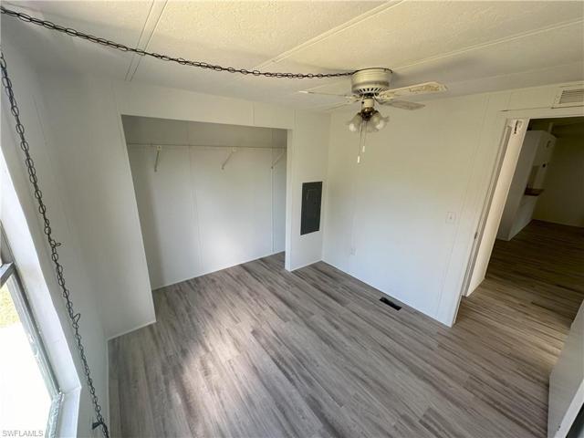 7606  Peyraud  DR, North Fort Myers, FL 33917