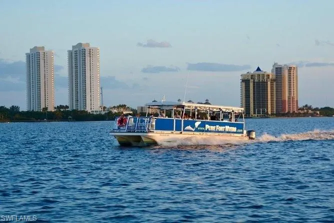 just a few minutes down the canal to the Caloosahatchie River and out to the Gulf or Fort Myers Beach or Boca Grande Sandbar