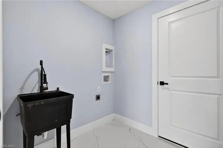 702 Carbon St E, Lehigh Acres, Florida 33974