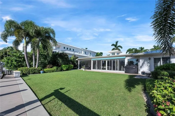 1925 Tarpon Rd, Naples, Florida 34102