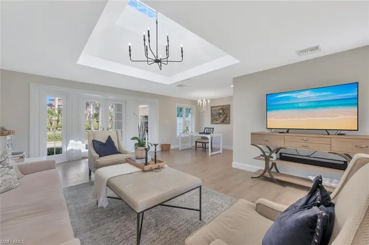 1925 Tarpon Rd, Naples, Florida 34102