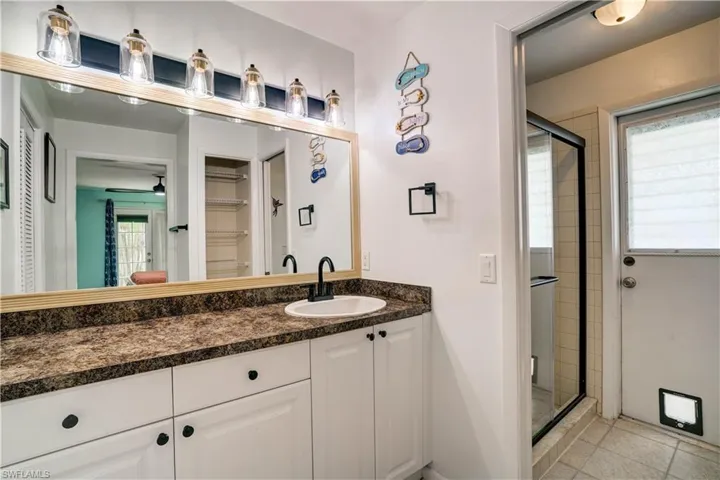 601 23rd Ave, Cape Coral, Florida 33990