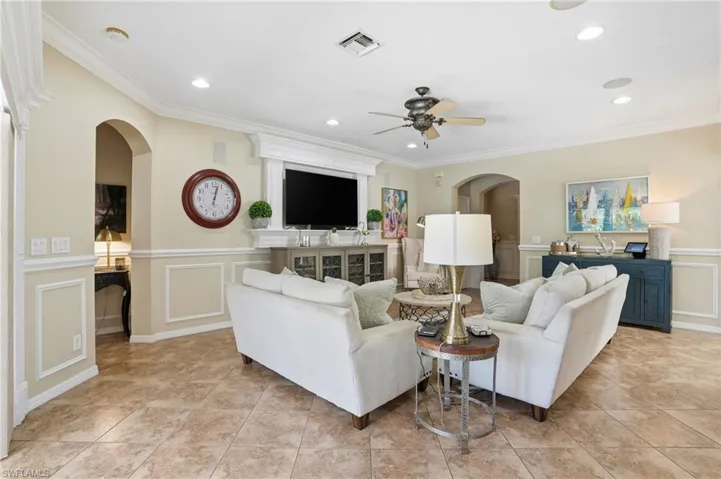 9918 Via San Marco Loop, Fort Myers, Florida 33905