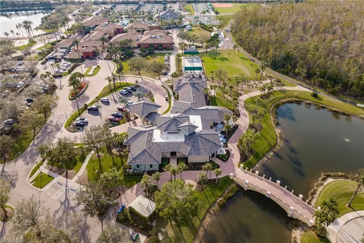 THE BROKKE CENTER IS A SOCIAL GATHERING PLACE WITH FREE COFFEE EVERY WEEKDAY MORNING WHERE YOU KNOW YOU'RE LIVING IN PARADISE WHEN YOU TAKE IN THIS AMAZING LAKE & PRESERVE VIEW! THE BUILDING ALSO HAS NUMEROUS CARD ROOMS, LIBRARY & COMPUTER ROOMS THAT OUR RESIDENTS TRULY ENJOY!