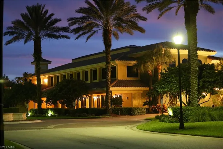 PELICAN PRESERVE TOWN CENTER WITH A FULL SERVICE RESTAURANT, SPORTS BAR, HEALTH CLUB, 2 OUTDOOR POOLS & SPAS PLUS AN INDOOR POOL! PICKLE BALL, TENNIS, SOFTBALL & 2 DOG PARKS! INDOOR THEATER, AMPHITHEATER FOR CONCERTS & MUCH MORE!