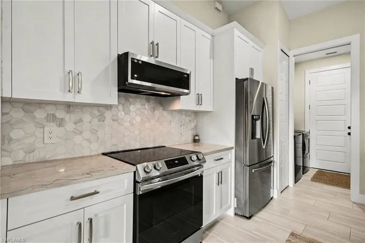 1732 Sw 17th Ave, Cape Coral, Florida 33991