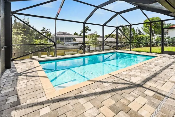 1732 Sw 17th Ave, Cape Coral, Florida 33991