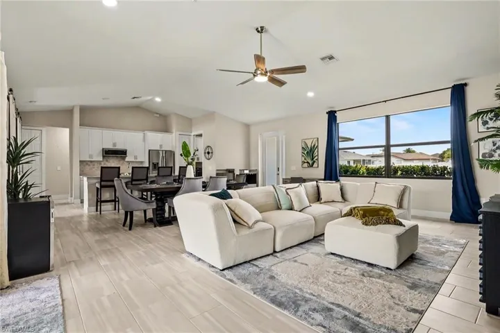 1732 Sw 17th Ave, Cape Coral, Florida 33991