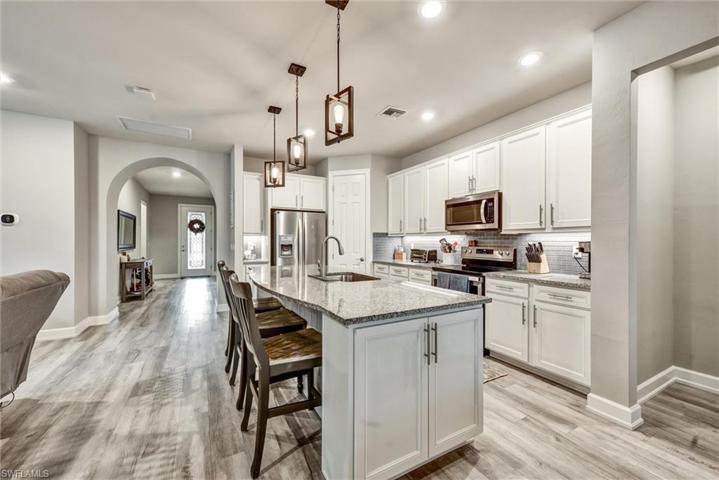 2100 Parson ST, NAPLES FL 34120