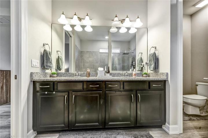 2100 Parson ST, NAPLES FL 34120