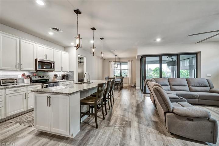2100 Parson ST, NAPLES FL 34120