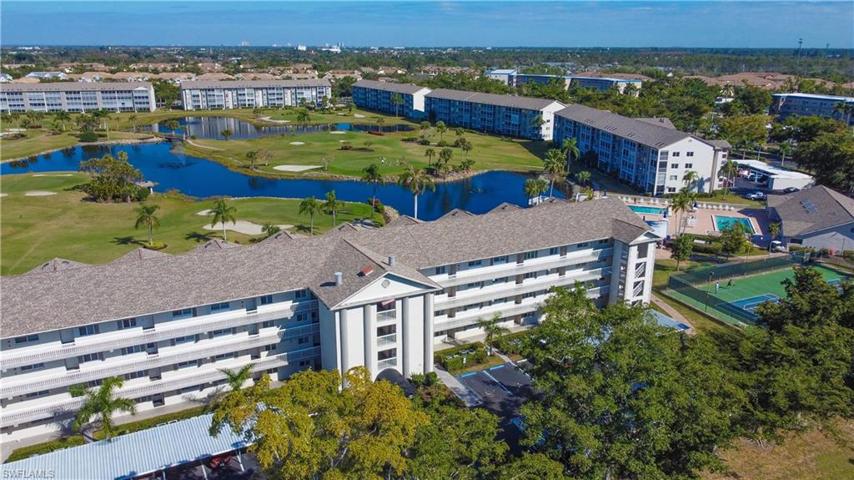 Birds eye view of St. Andrews @ Golfview.