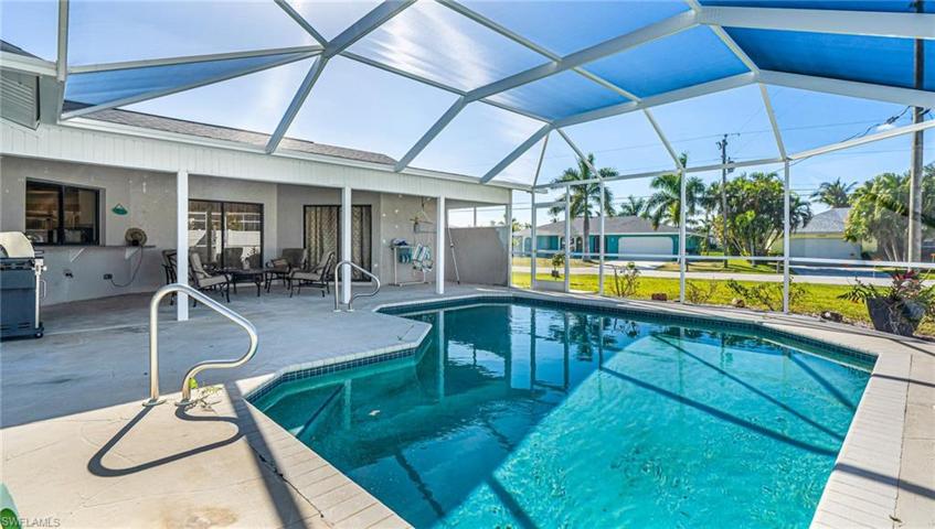 431 SW 33rd TER, CAPE CORAL FL 33914