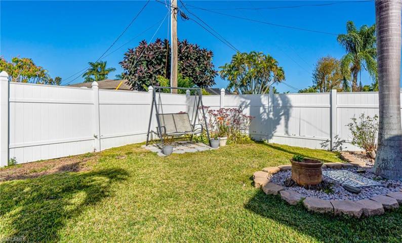 431 SW 33rd TER, CAPE CORAL FL 33914