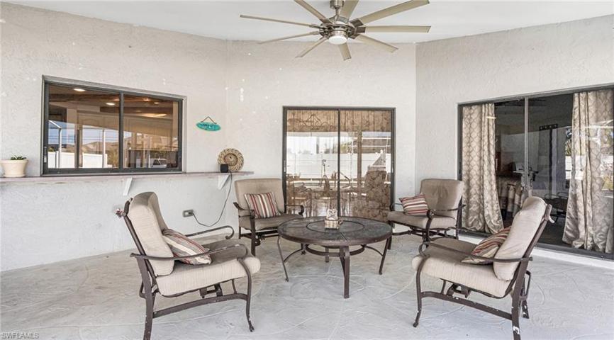 431 SW 33rd TER, CAPE CORAL FL 33914