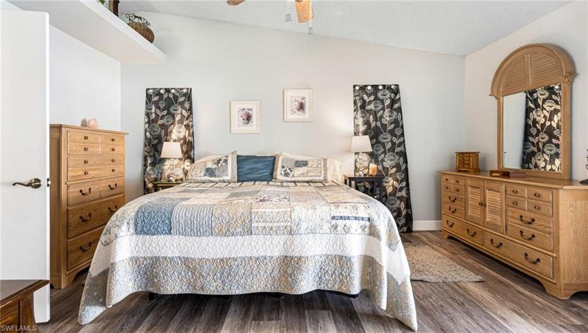 431 SW 33rd TER, CAPE CORAL FL 33914